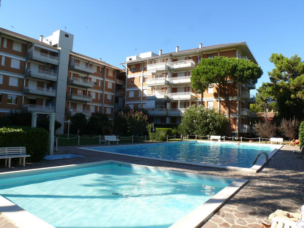 Residence Gardenia لينانو سابيادورو الغرفة الصورة