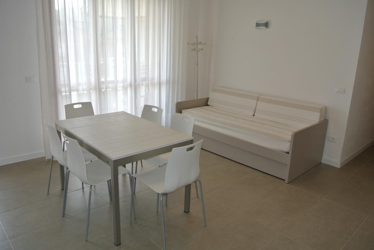 Residence Gardenia لينانو سابيادورو المظهر الخارجي الصورة